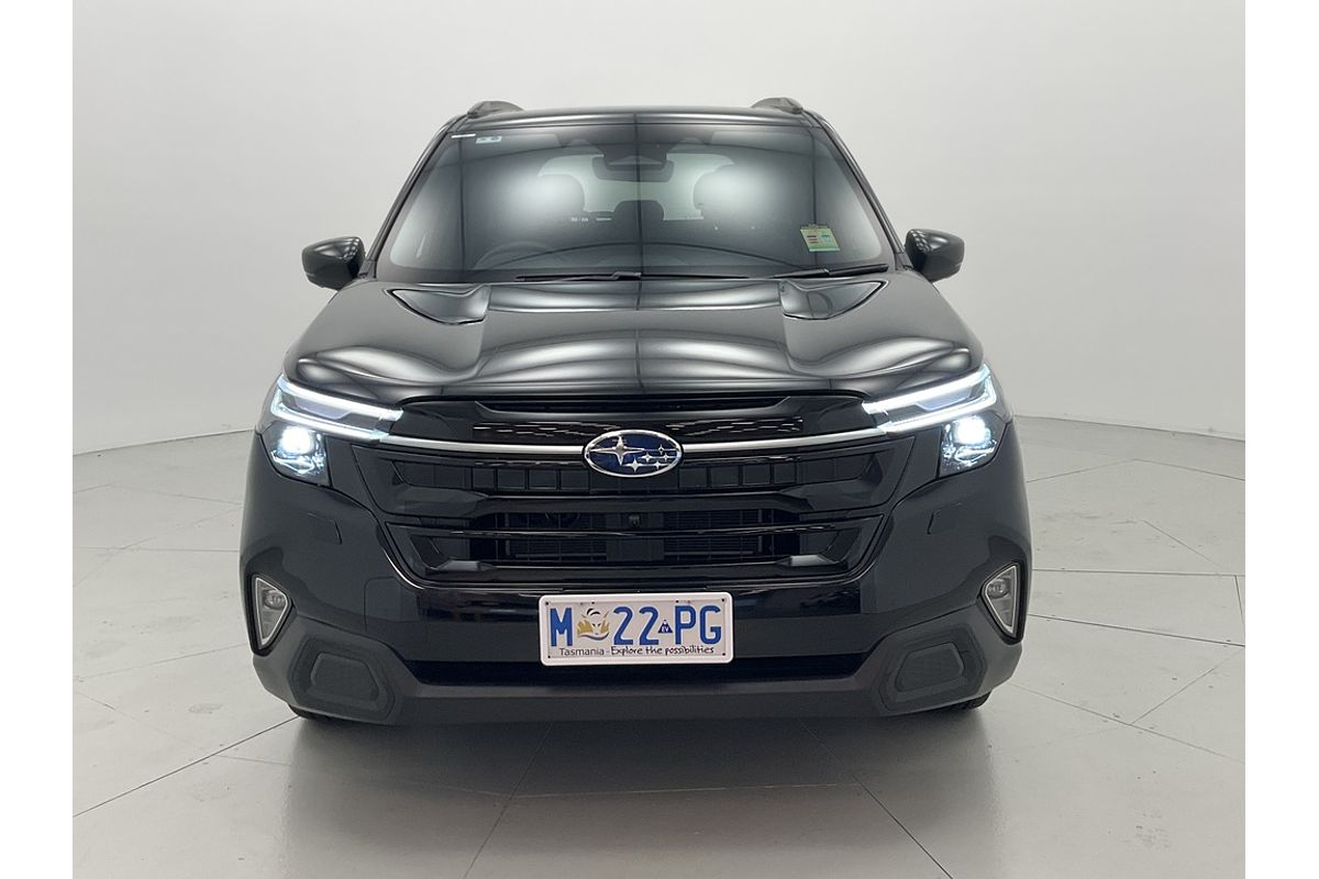 2025 Subaru Forester Hybrid Touring S6