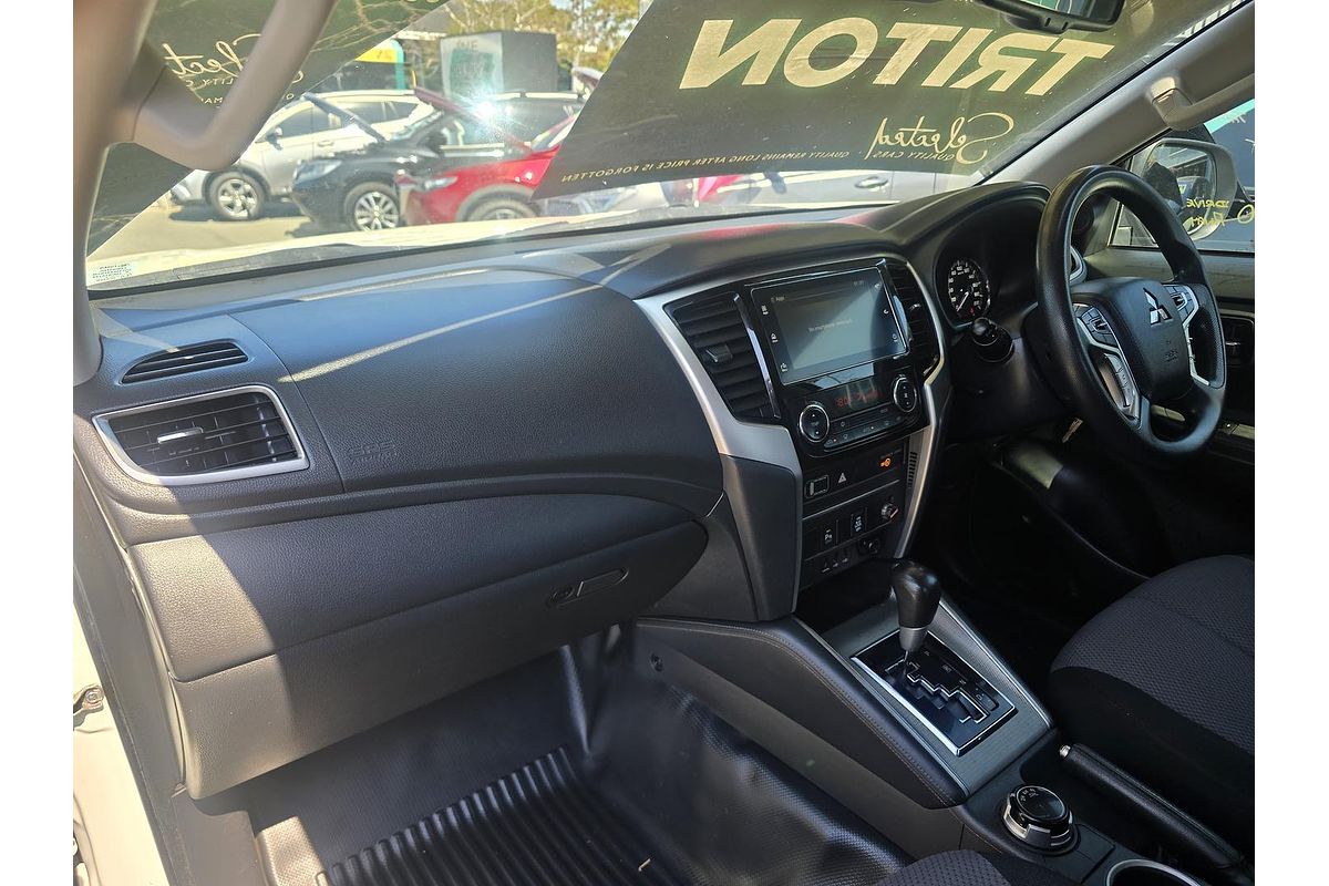2020 Mitsubishi Triton GLX+ MR 4X4