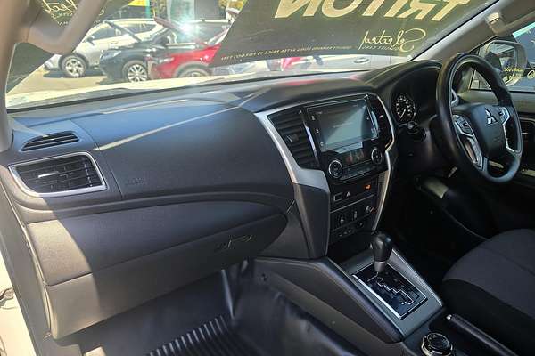 2020 Mitsubishi Triton GLX+ MR 4X4