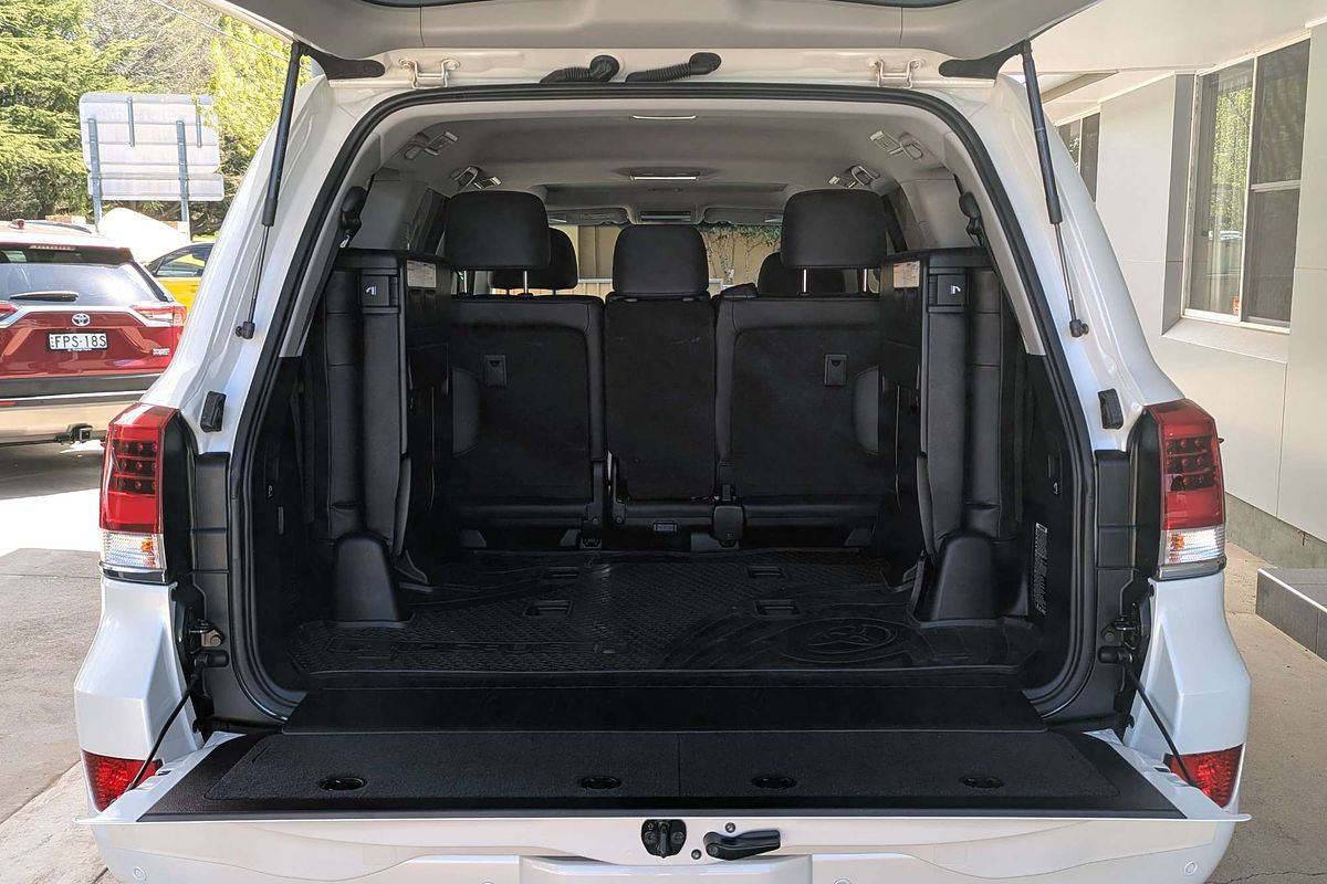 2017 Toyota Landcruiser VX VDJ200R