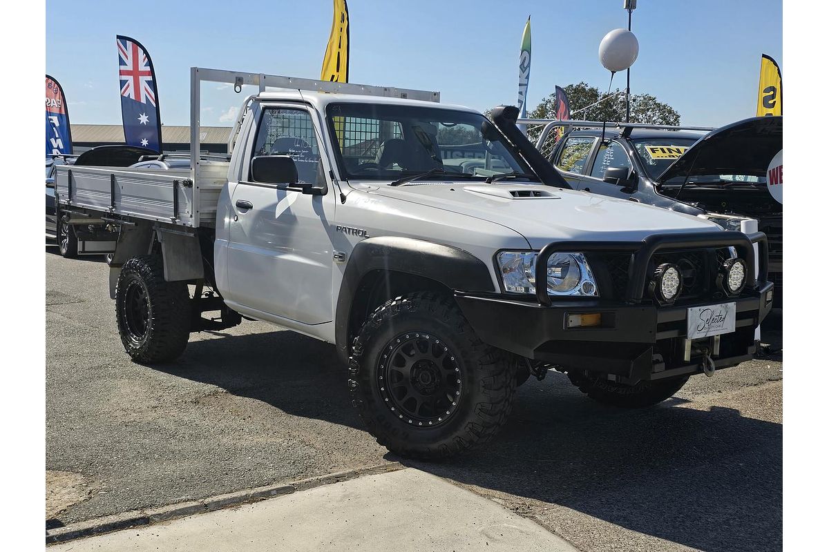 2015 Nissan Patrol DX Series 5 4X4