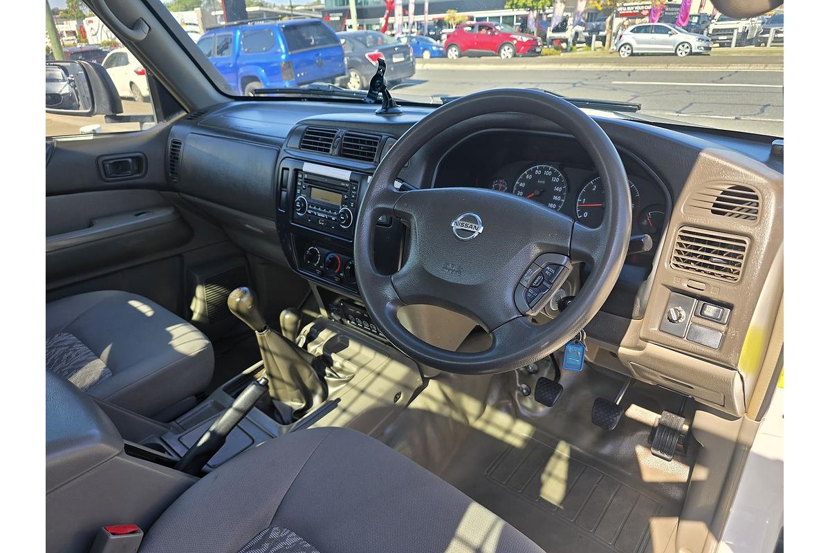 2015 Nissan Patrol DX Series 5 4X4