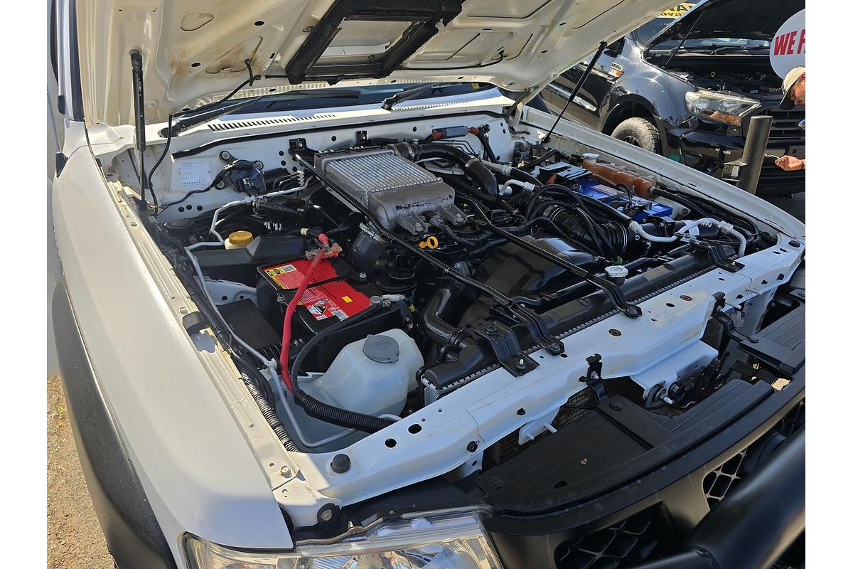 2015 Nissan Patrol DX Series 5 4X4