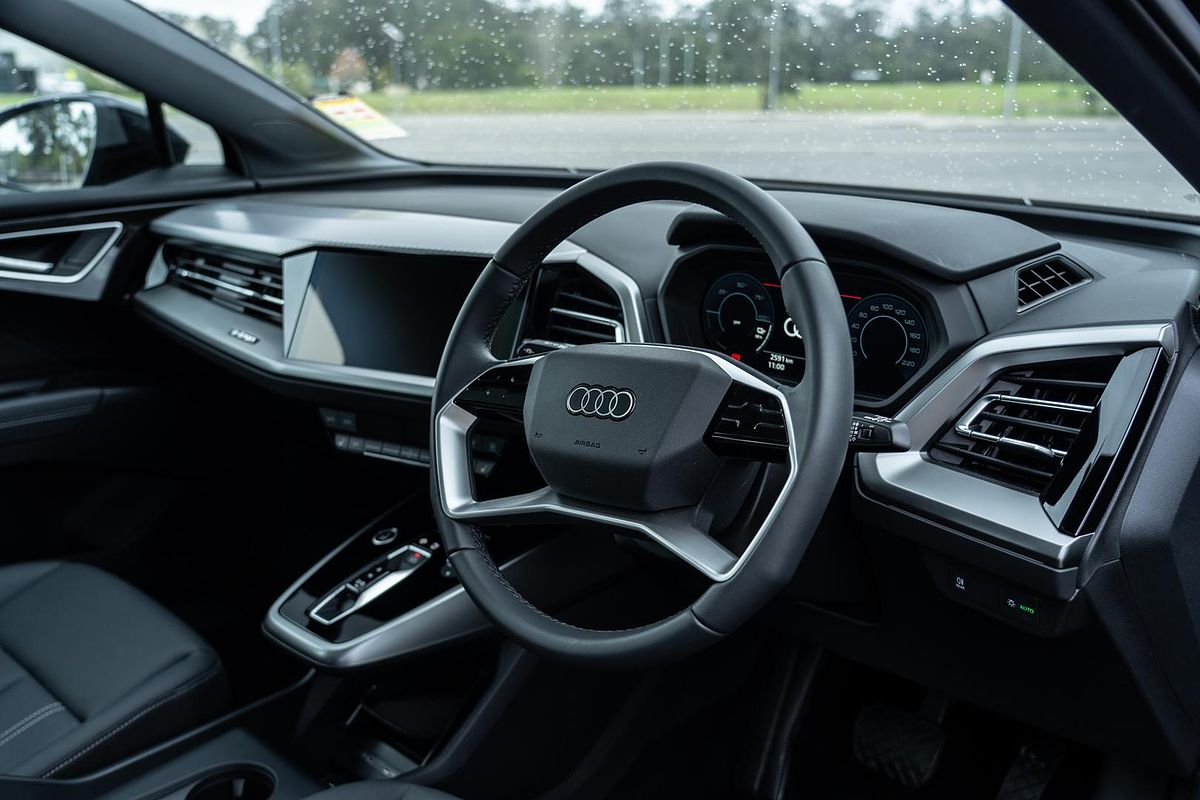 2024 Audi Q4 e-tron 45 F4