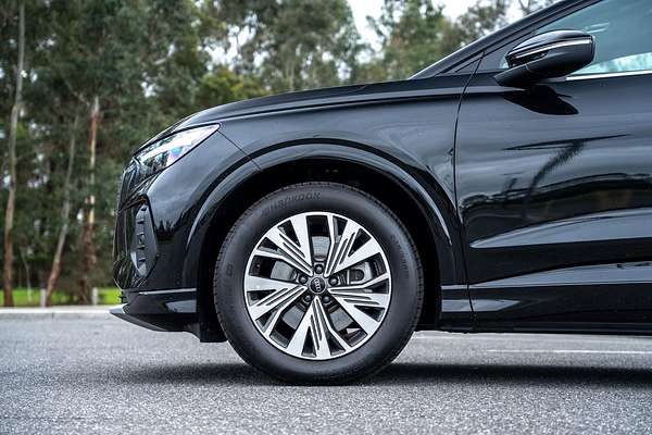 2024 Audi Q4 e-tron 45 F4