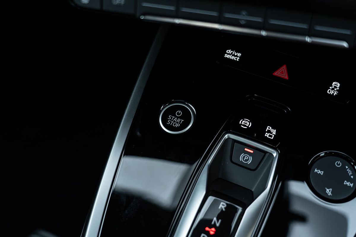 2024 Audi Q4 e-tron 45 F4