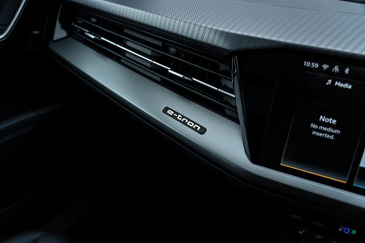 2024 Audi Q4 e-tron 45 F4