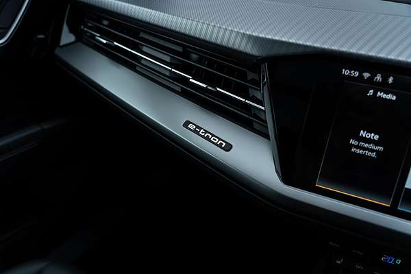 2024 Audi Q4 e-tron 45 F4