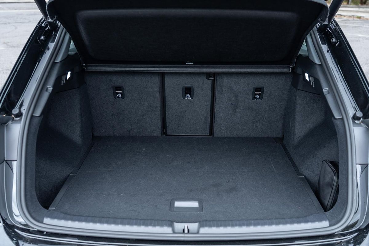 2024 Audi Q4 e-tron 45 F4