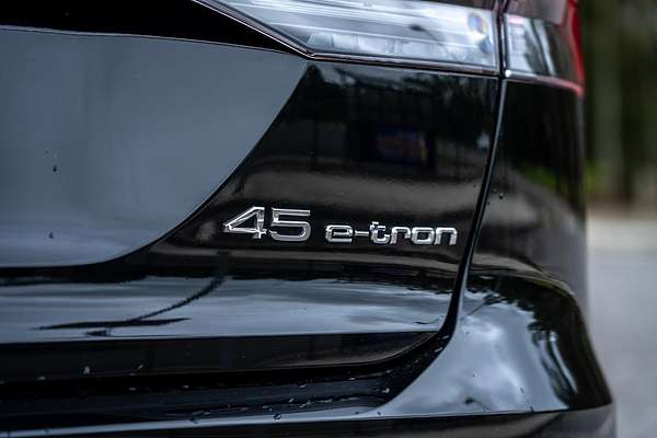 2024 Audi Q4 e-tron 45 F4