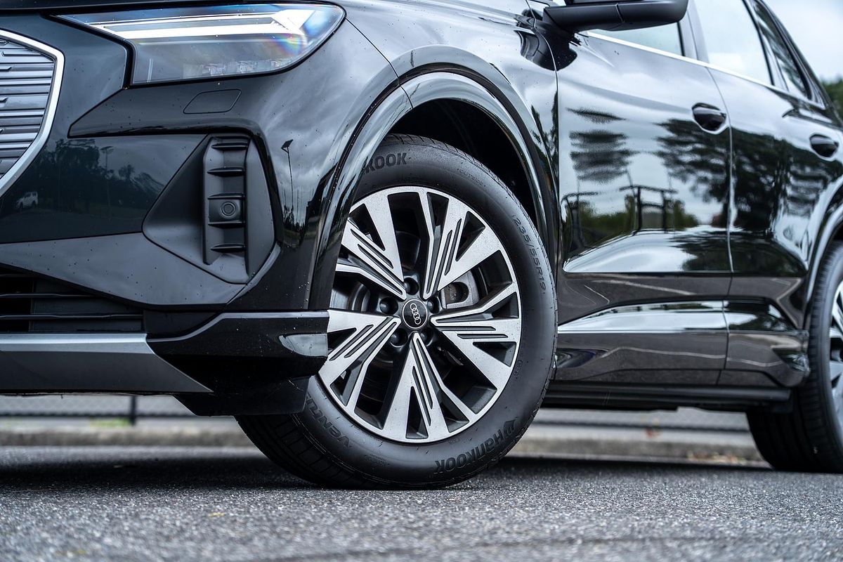 2024 Audi Q4 e-tron 45 F4