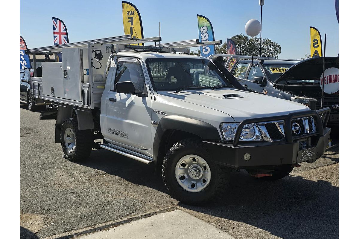2015 Nissan Patrol DX Series 5 4X4