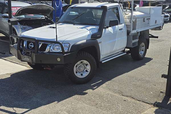 2015 Nissan Patrol DX Series 5 4X4