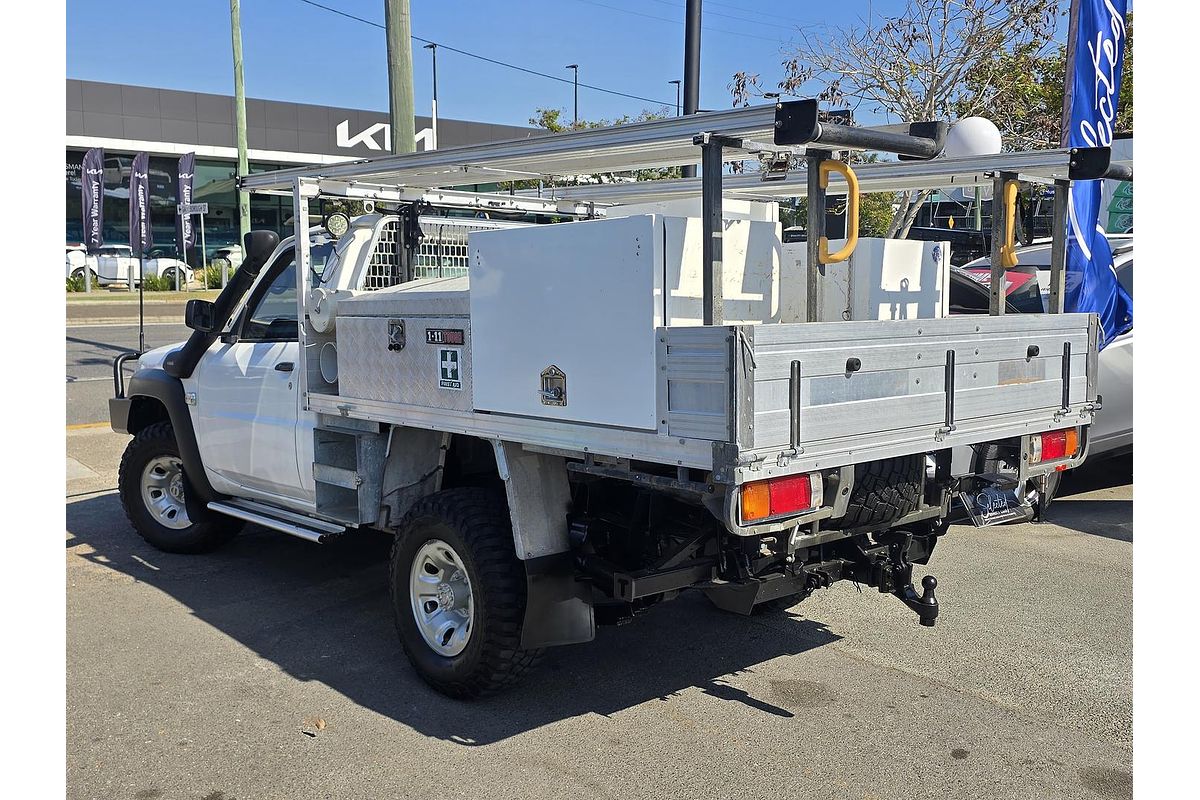 2015 Nissan Patrol DX Series 5 4X4