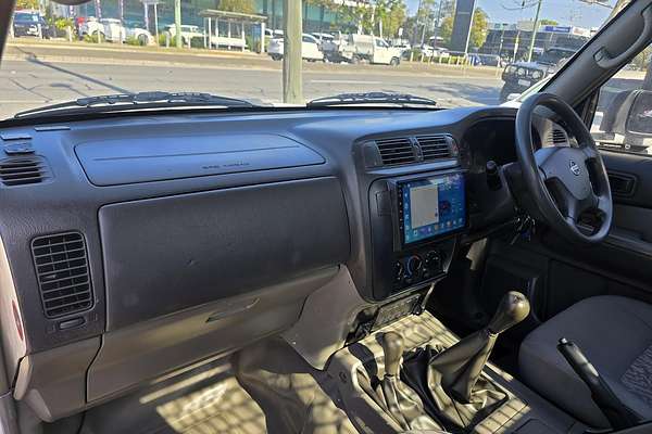 2015 Nissan Patrol DX Series 5 4X4