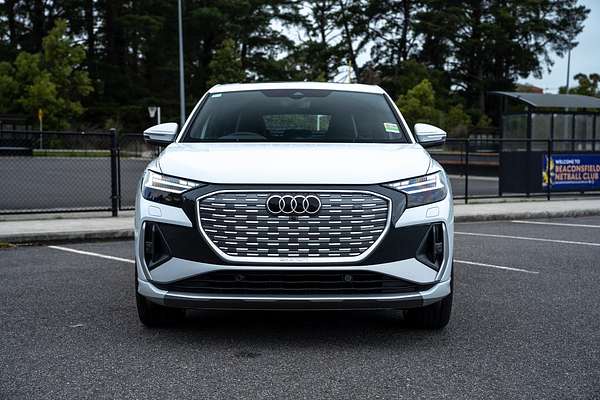 2025 Audi Q4 e-tron 55 F4