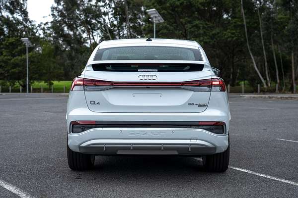 2025 Audi Q4 e-tron 55 F4