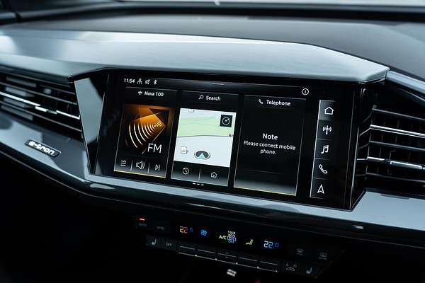 2025 Audi Q4 e-tron 55 F4