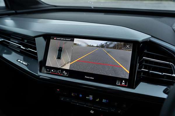 2025 Audi Q4 e-tron 55 F4