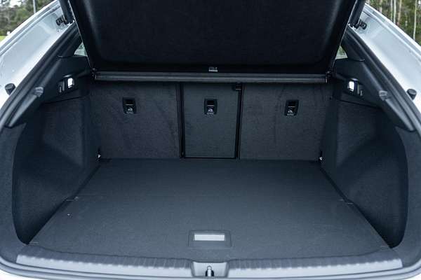 2025 Audi Q4 e-tron 55 F4