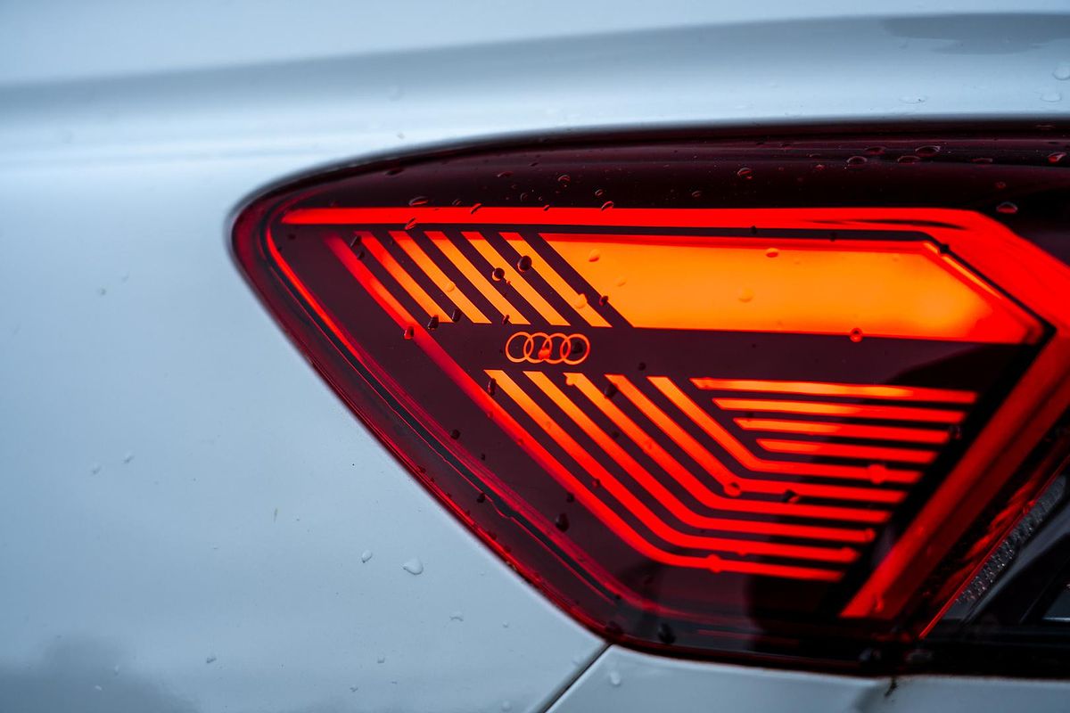 2025 Audi Q4 e-tron 55 F4