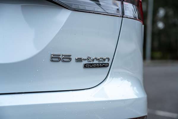 2025 Audi Q4 e-tron 55 F4