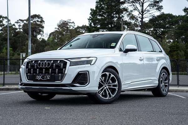 2025 Audi Q7 45 TFSI 4M