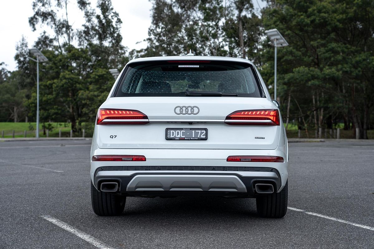2025 Audi Q7 45 TFSI 4M