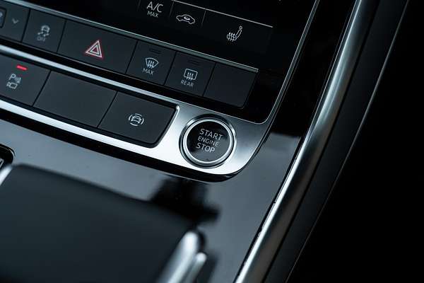 2025 Audi Q7 45 TFSI 4M