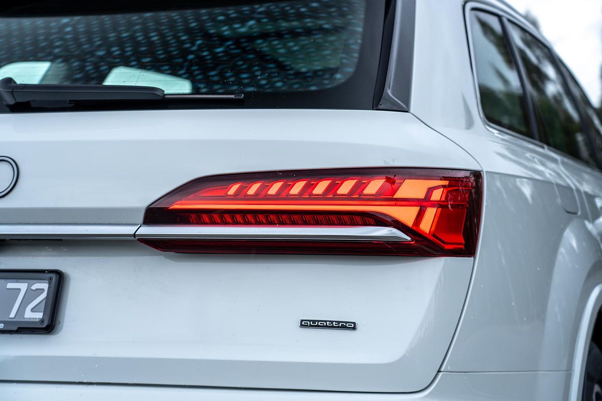 2025 Audi Q7 45 TFSI 4M