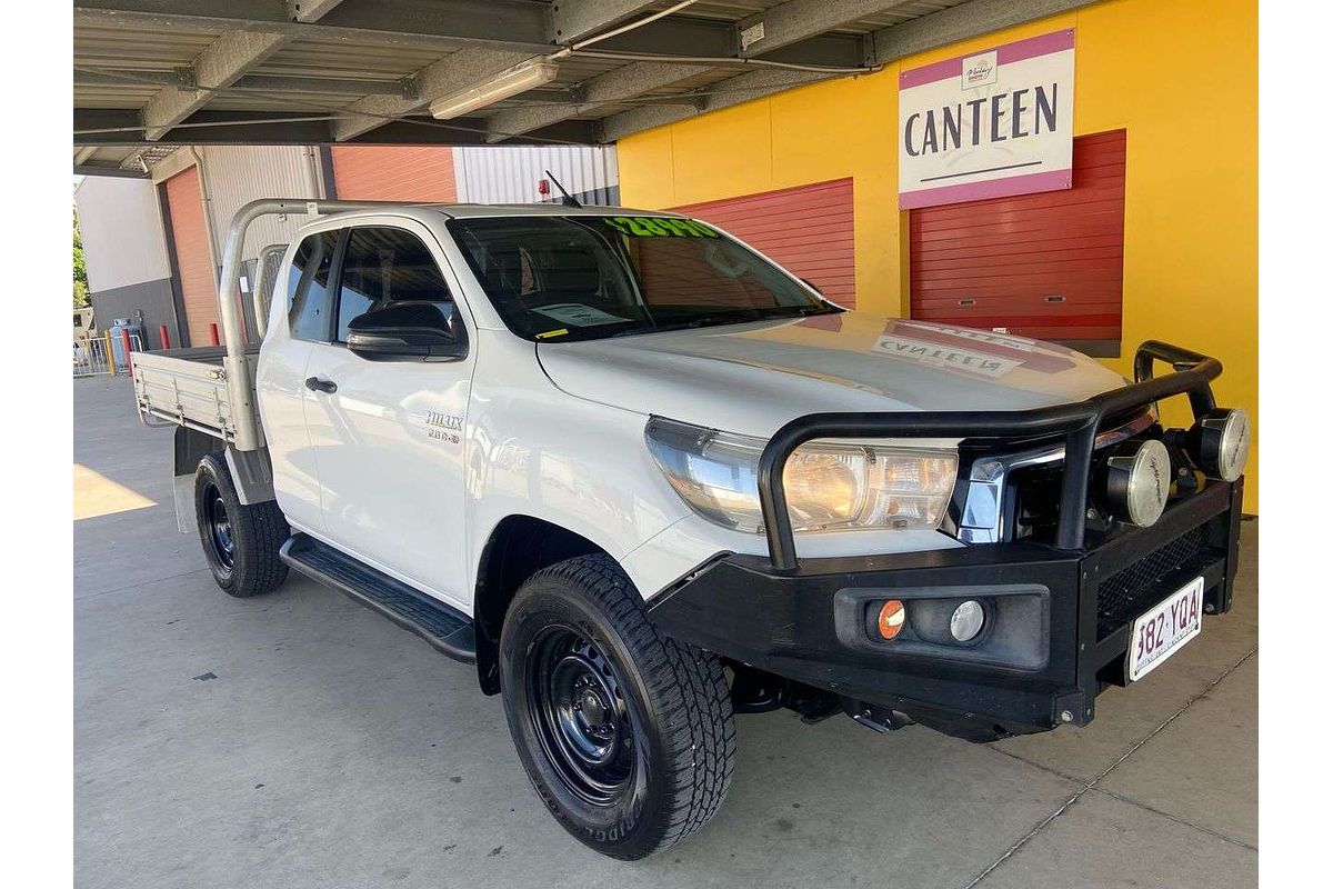 2018 Toyota Hilux SR GUN126R 4X4