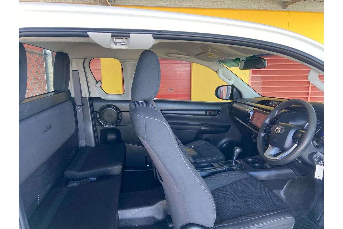 2018 Toyota Hilux SR GUN126R 4X4