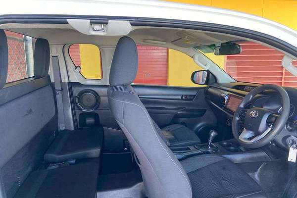 2018 Toyota Hilux SR GUN126R 4X4