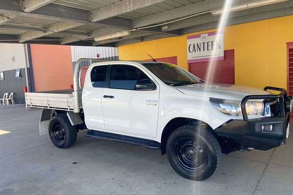 2018 Toyota Hilux SR GUN126R 4X4