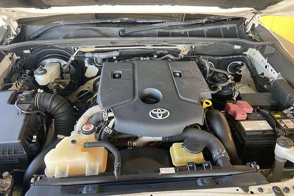 2018 Toyota Hilux SR GUN126R 4X4