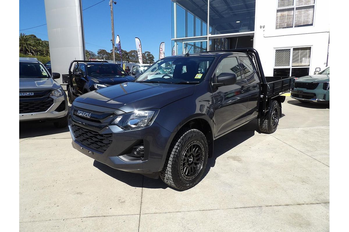 2025 Isuzu D-MAX SX 4X4