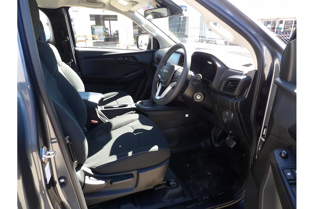 2025 Isuzu D-MAX SX 4X4