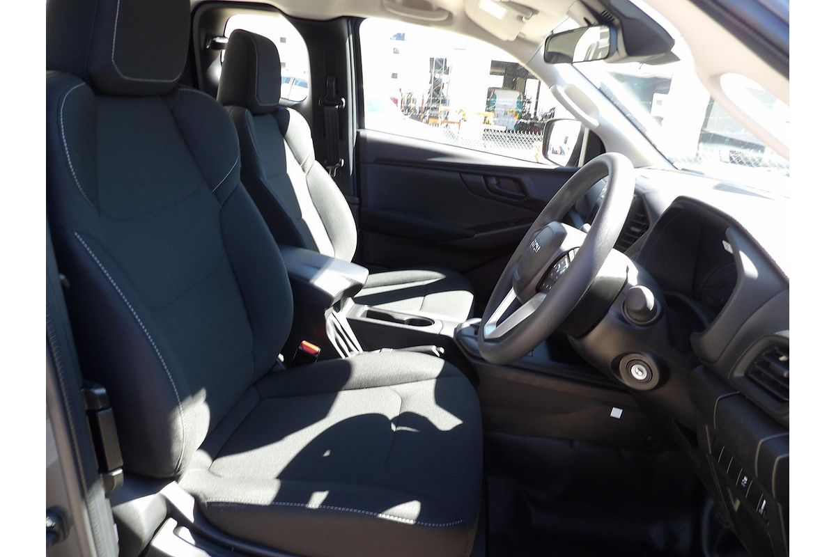 2025 Isuzu D-MAX SX 4X4