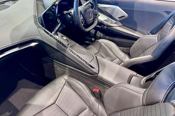 2024 Chevrolet Corvette Stingray 2LT C8