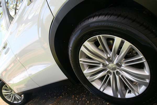 2022 Mitsubishi Outlander ES ZM