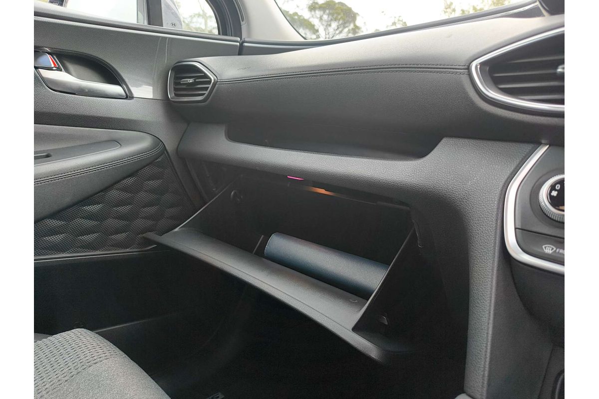 2021 Hyundai Santa Fe Active TM.V3