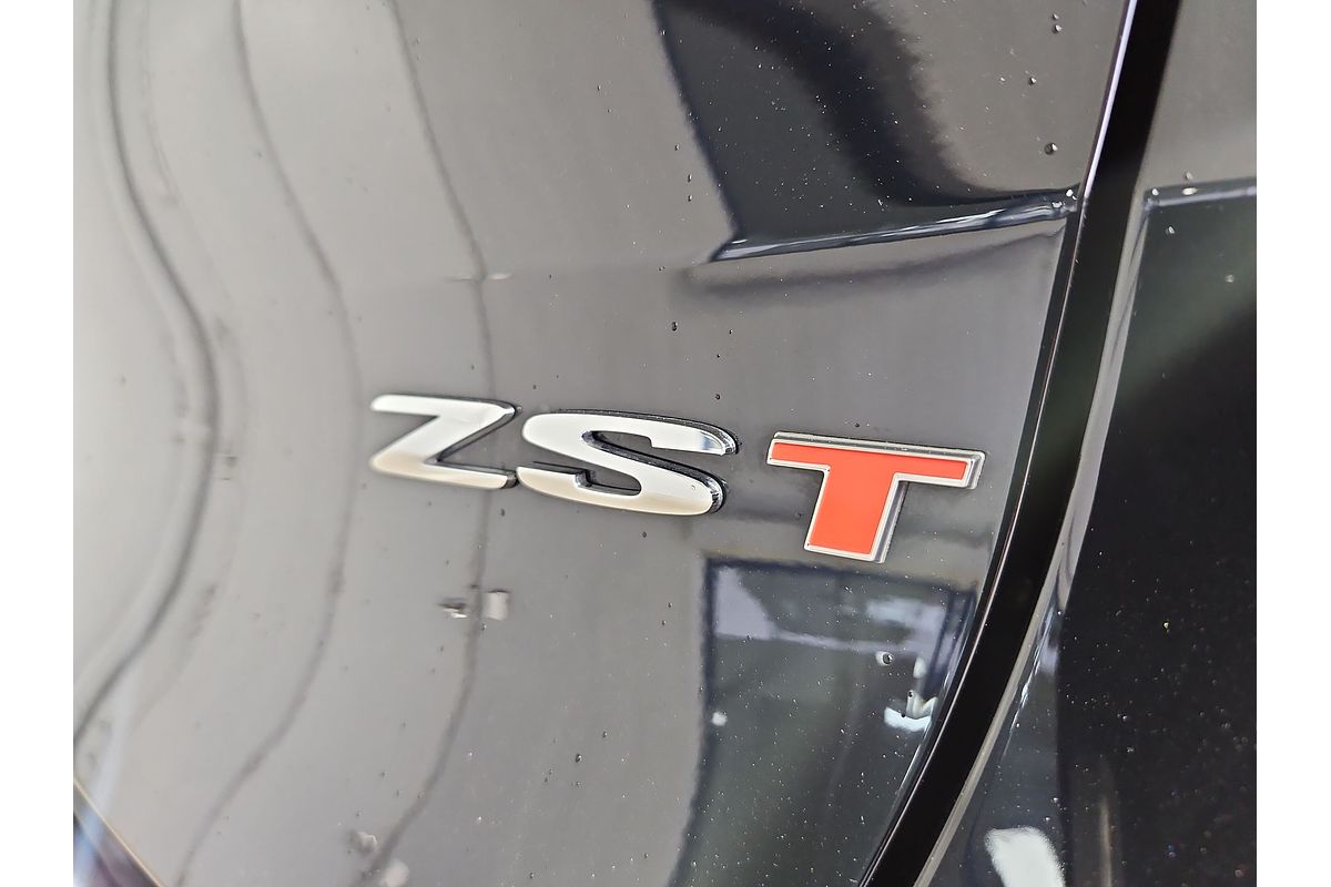 2024 MG ZST Essence