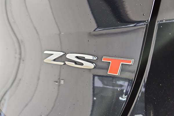 2024 MG ZST Essence