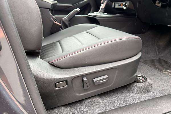 2025 Isuzu D-MAX X-TERRAIN 4X4