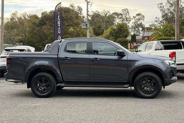 2025 Isuzu D-MAX X-TERRAIN 4X4
