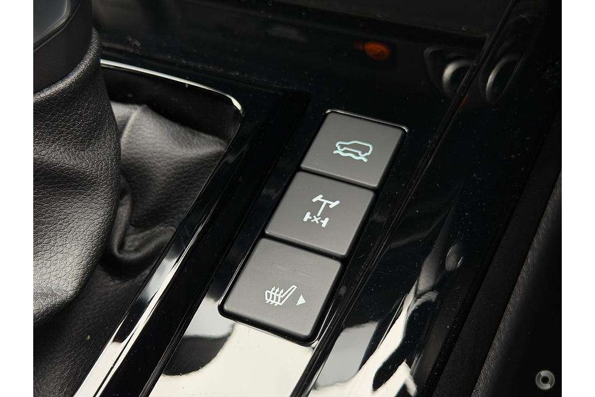 2025 Isuzu D-MAX X-TERRAIN 4X4