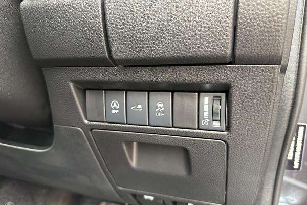 2025 Isuzu D-MAX X-TERRAIN 4X4