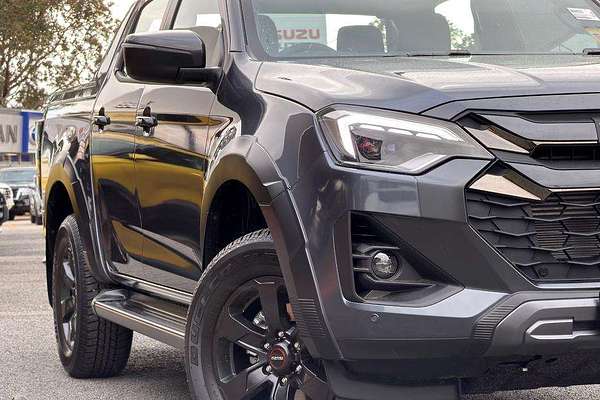 2025 Isuzu D-MAX X-TERRAIN 4X4