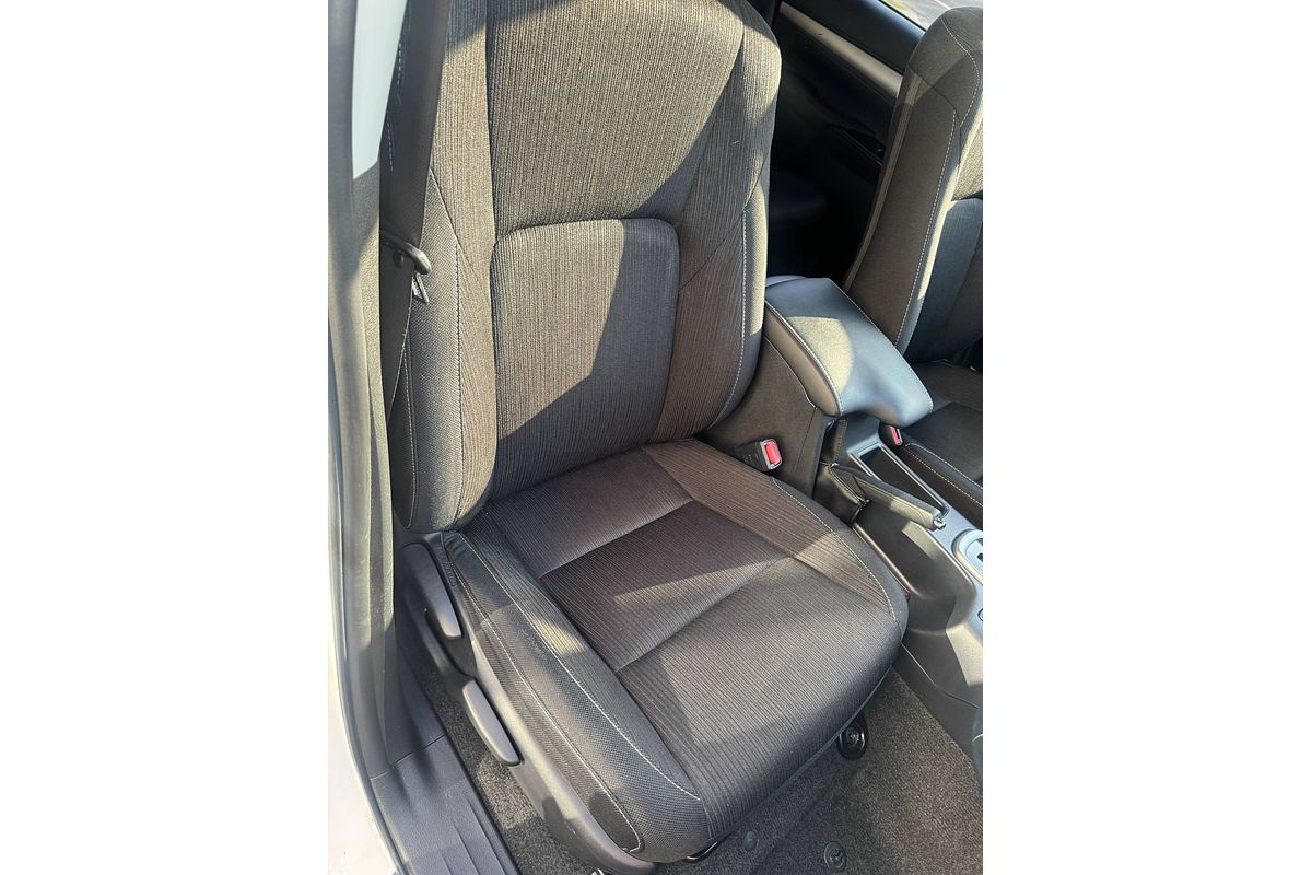 2019 Toyota Hilux SR5 GUN126R 4X4