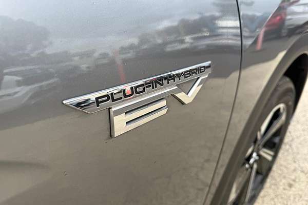 2024 Mitsubishi Eclipse Cross PHEV Exceed YB